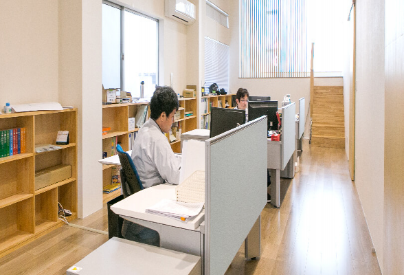 株式会社寺本鉄工