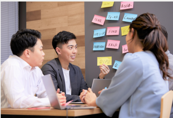 株式会社FCE