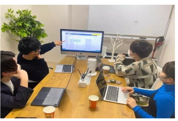日本移動体通信株式会社