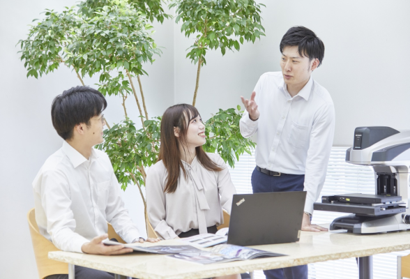 株式会社キーエンス